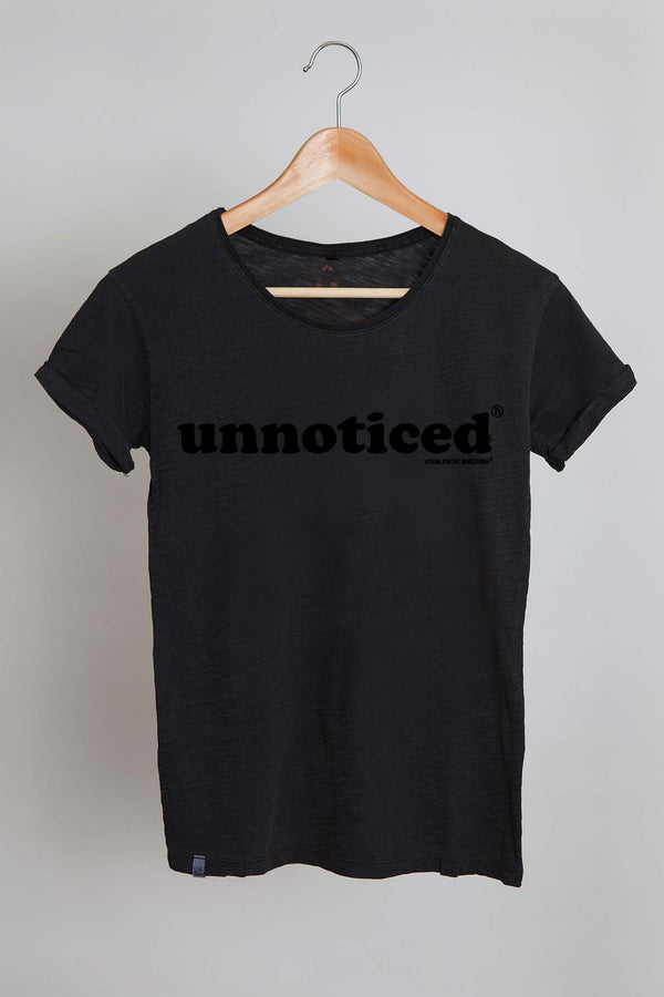 Camiseta mujer. "Unnoticed"